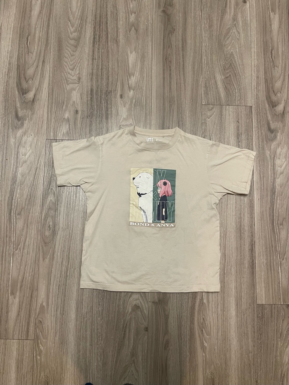 Uniqlo Beige Graphic Crewneck Tee